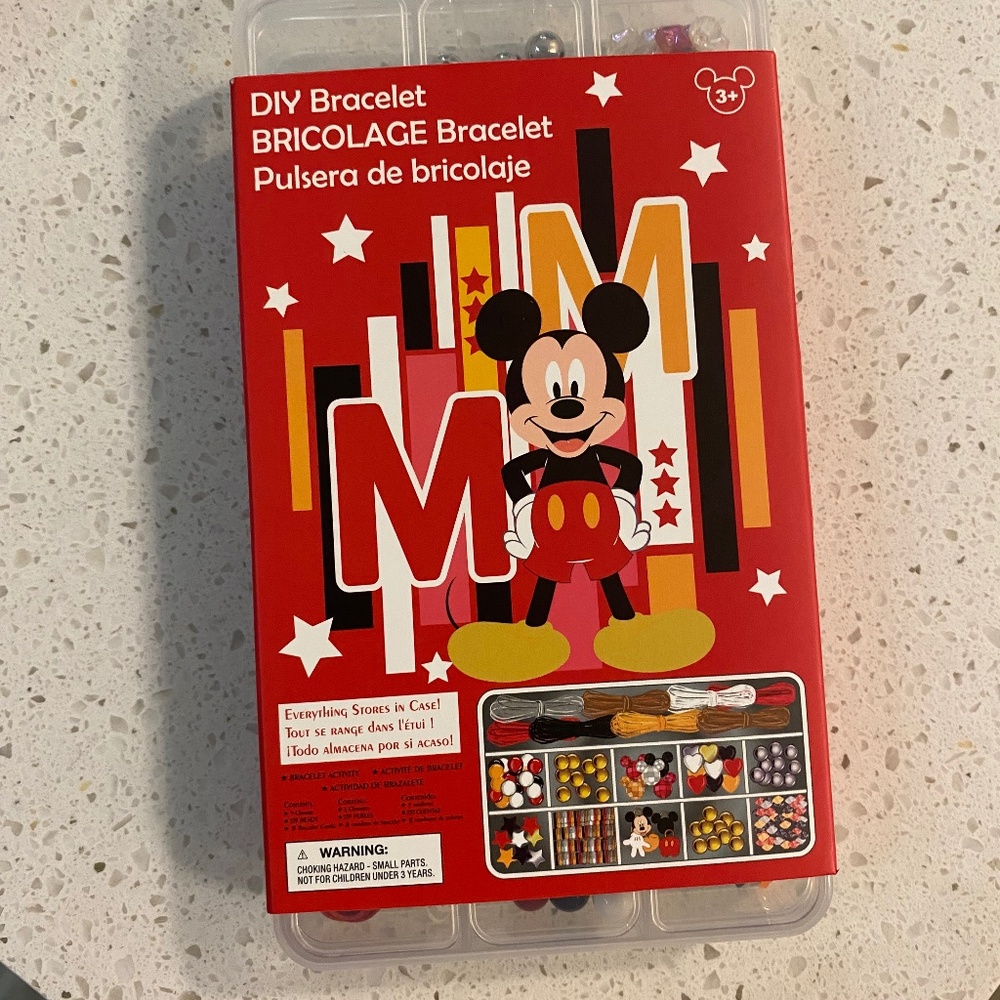 Disney Parks Mickey Mouse DIY Bracelet Craft Kit BNWT